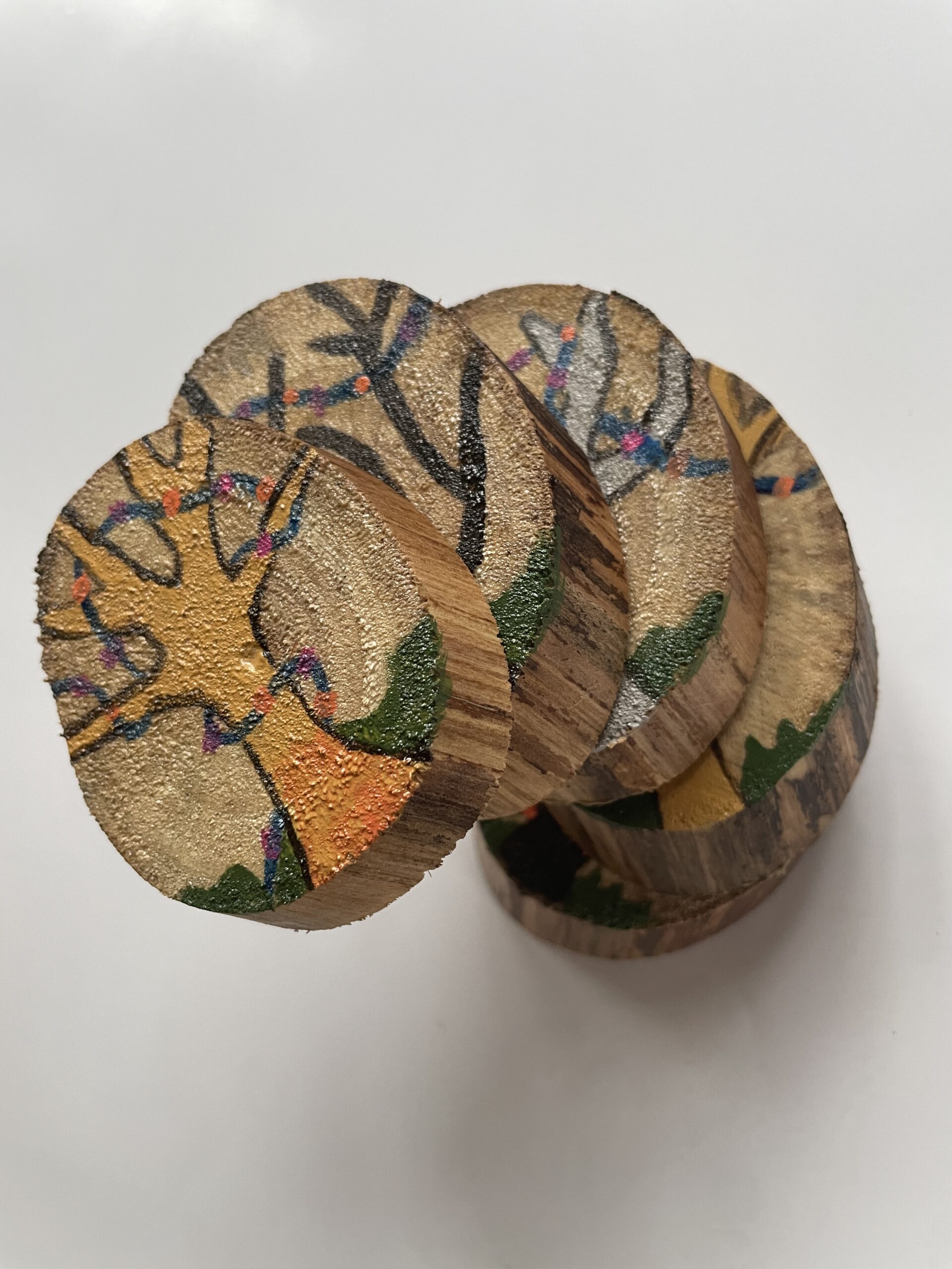 Set 5 rondele nuc “Copaci cu luminițe” - ramură spirală